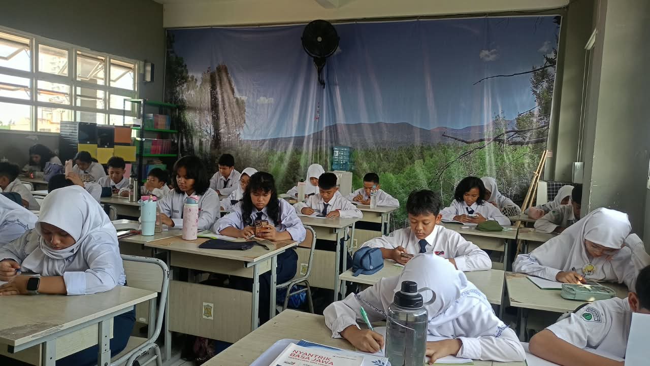 Semangat Belajar dan Inovasi di SMP Negeri 6 Surabaya